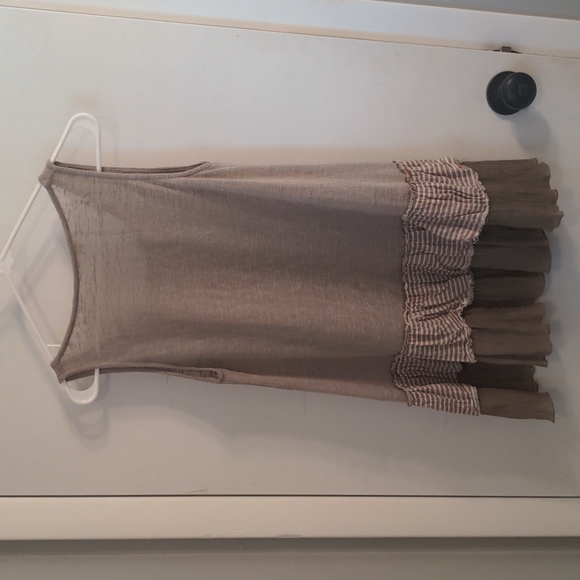 S Easel tank top - Picture 2 of 6